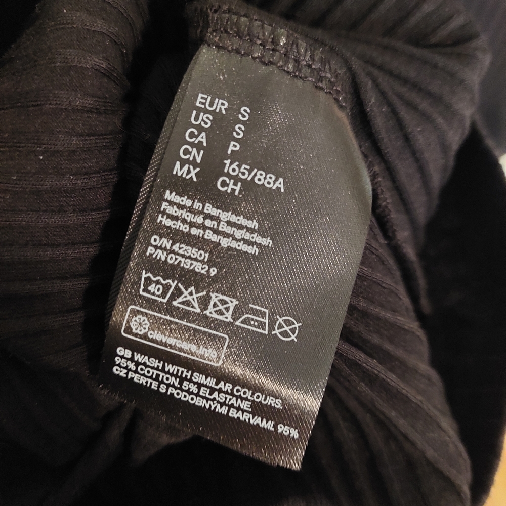 H&M Black Ribbed Dress - Picture 4 of 4